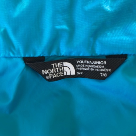 Girls The North Face jacket teal in color - Picture 2 of 8